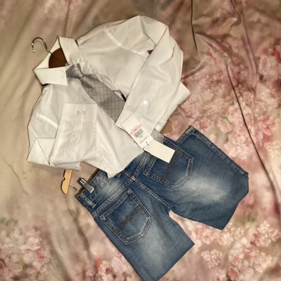 75. Calvin Klein Boys Button-up Shirt NWT Size 10 - Picture 2 of 3
